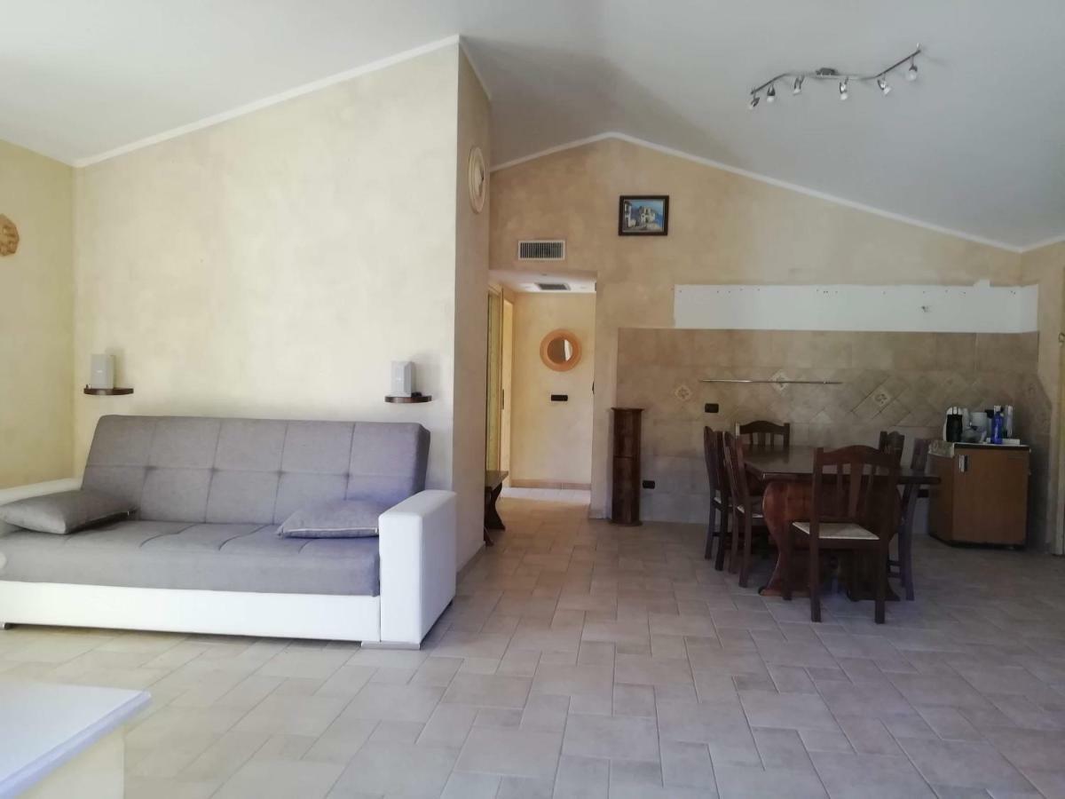 In Campagna Da Nino Hotel Olbia Exterior foto